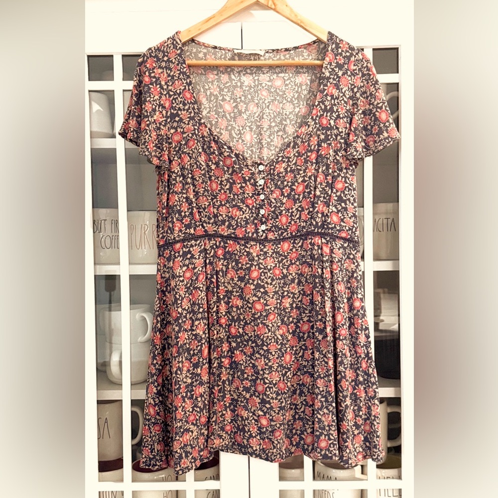 Spell floral dress- medium. Minimal wear-matching kimono in other listing.